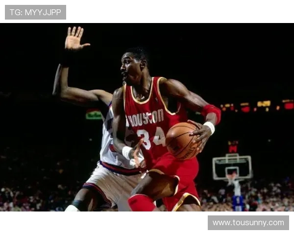 乔丹选秀差点被当中锋背后传奇